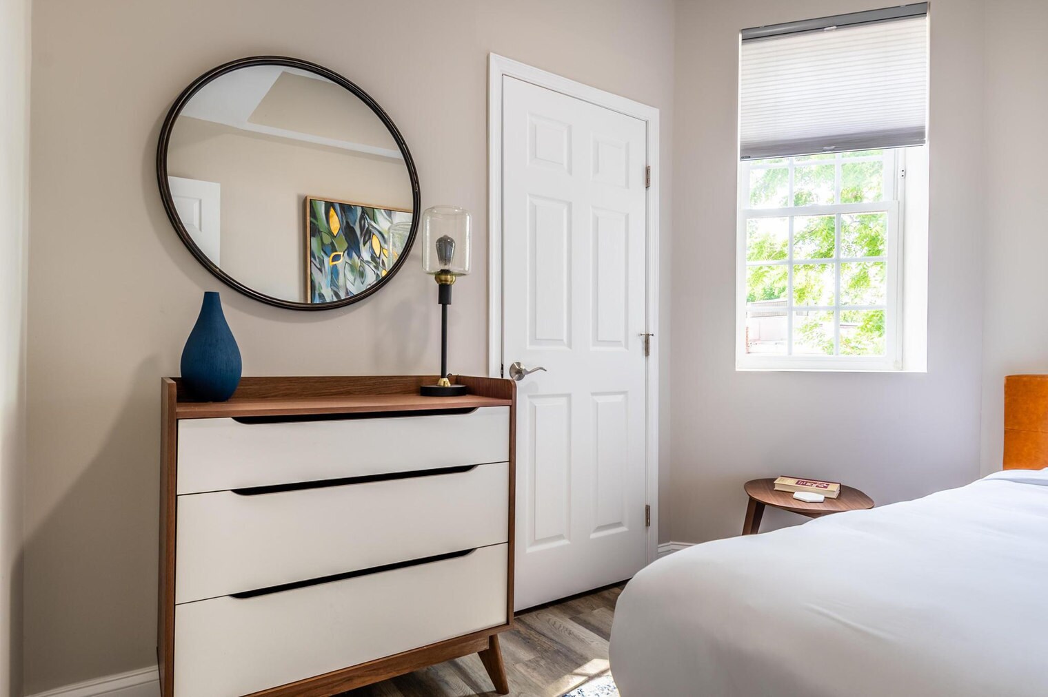 Building Photo - 701 E Street Southeast-SI ID1011208P