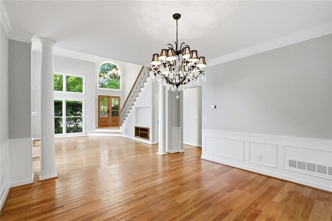 Building Photo - 360 Landing Entry