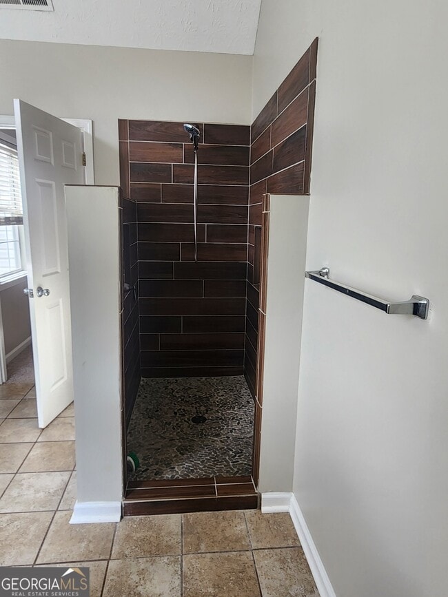 Building Photo - 51 Bradford Station Dr