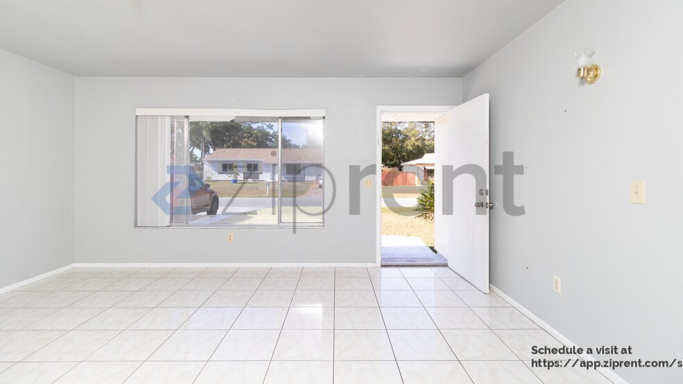 Building Photo - 839 Chelsea Ave