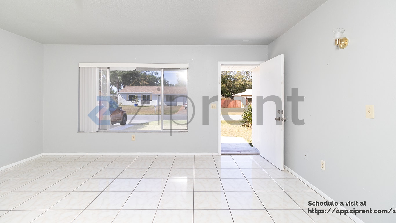 Building Photo - 839 Chelsea Ave