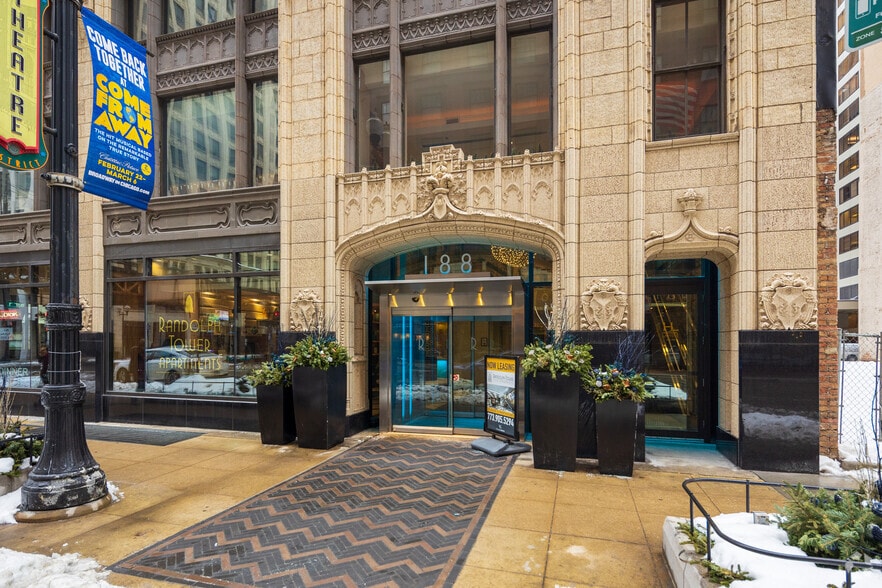Entrance - Randolph Tower City Apartments