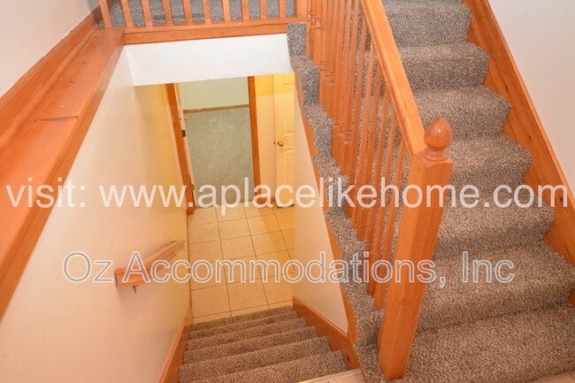 Building Photo - 5200 Hardy Ct