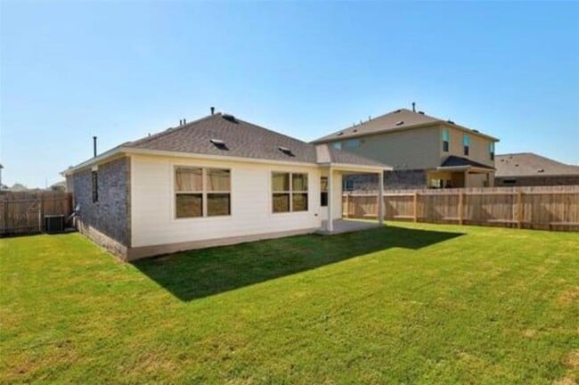 Building Photo - 21416 Bird Wing Dr