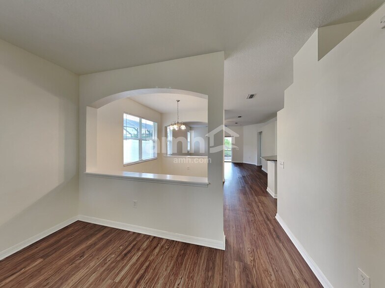 Building Photo - 14305 Gnatcatcher Terrace