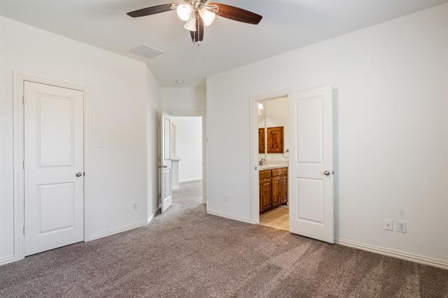 Building Photo - 546 El Camino Dr