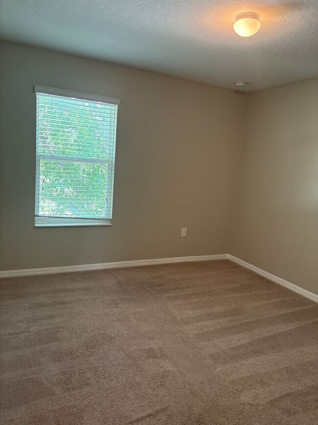 Building Photo - Beautiful 2-Story Townhome in Battaglia Subdivision, St. Cloud, FL
