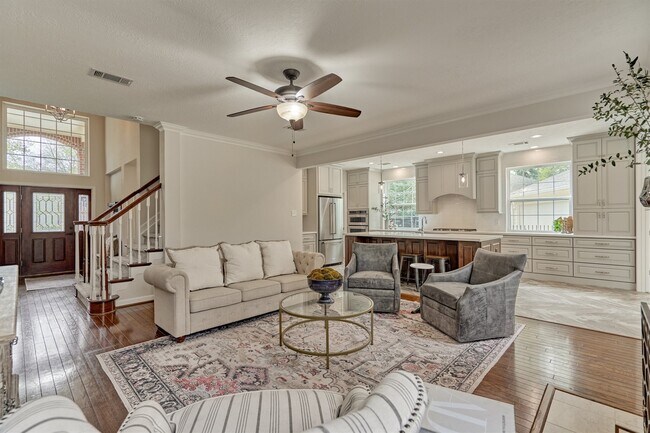 Building Photo - 47 Firethorn Pl