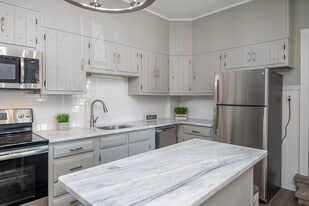 Building Photo - 334 Penn Ave