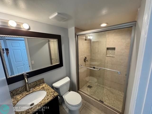 Building Photo - 40 NW 76th Ave