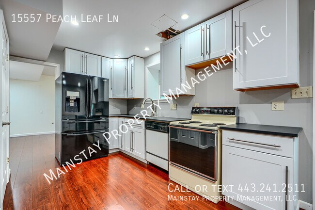 Building Photo - 15557 Peach Leaf Ln