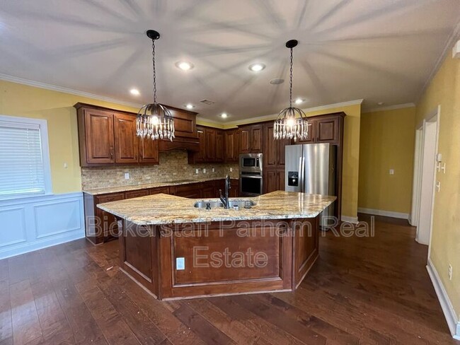 Building Photo - 7073 Spring Walk Dr