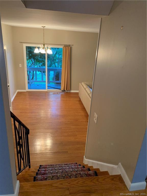 Building Photo - 13 Hills Ln