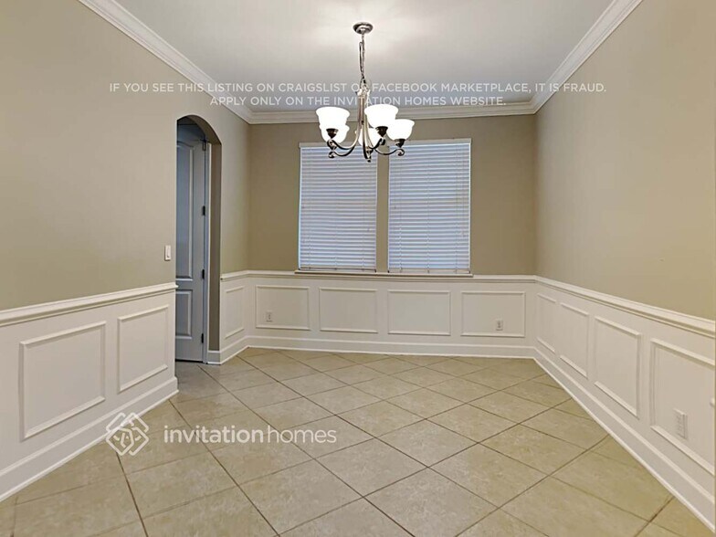 Building Photo - 12243 Woodbend Ct