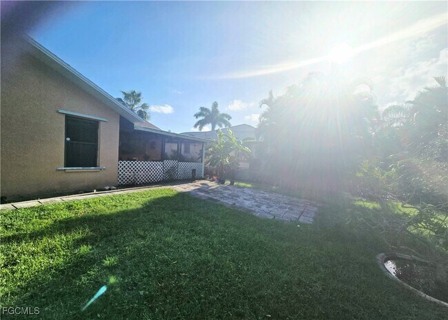 Building Photo - 1813 SW 26th St