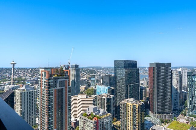 Building Photo - 2Bd/2Ba Seattle Condo