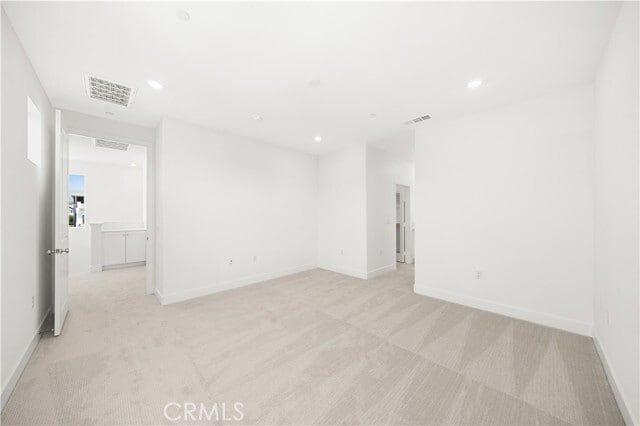 Building Photo - 470 Lobata