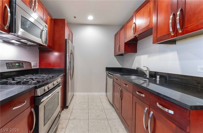 Building Photo - 4575 Dean Martin Dr
