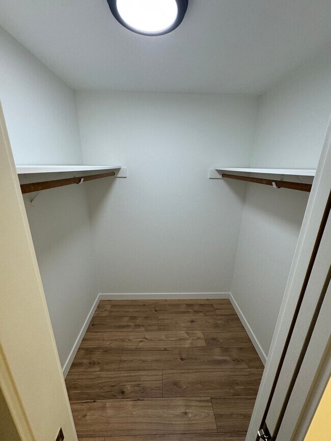 Building Photo - Beautifully Renovated 4-Bedroom Home in NW...