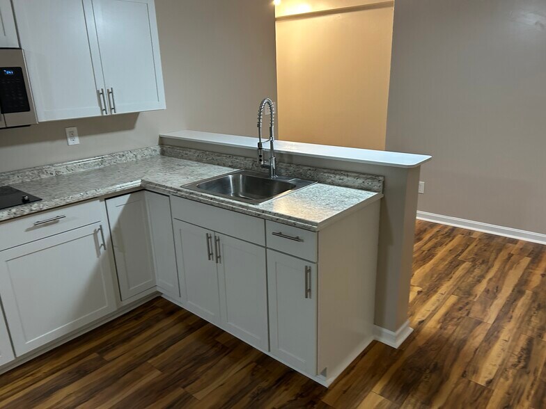 Building Photo - 22889 Kimberly Ct