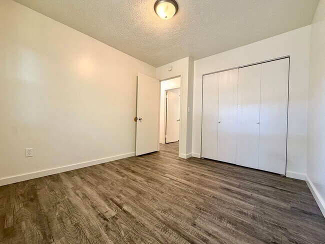 Building Photo - 487 84th St SW
