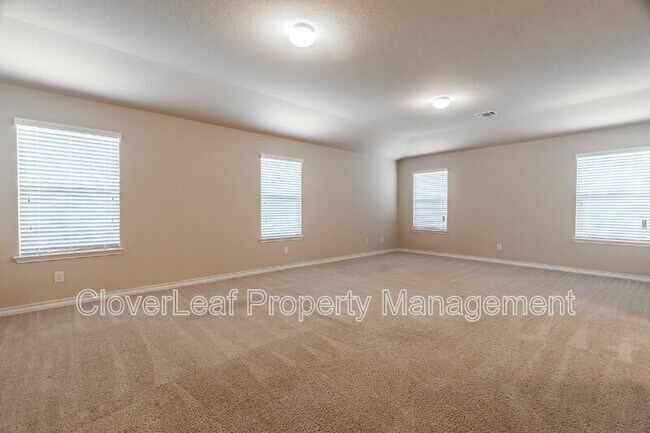 Building Photo - 1507 Mourning Dove