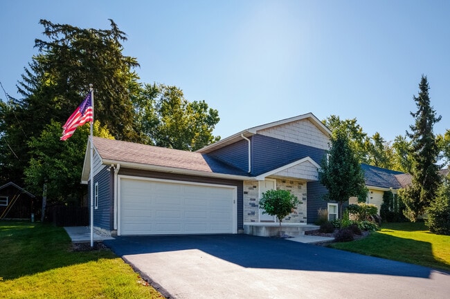 Building Photo - 6019 248th Ave