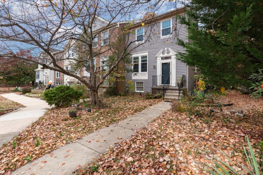 Building Photo - 1016 Chestnut Haven Ct