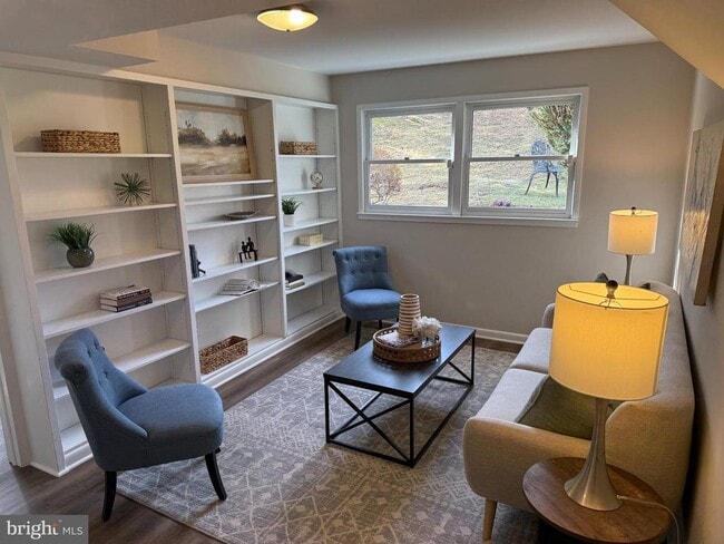 Building Photo - 1101 Dead Run Dr