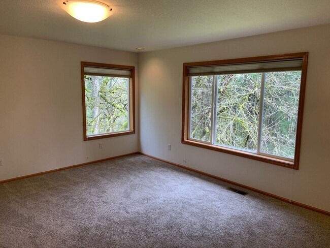 Building Photo - Escape to the Serene Beauty of Vineyard Mo...