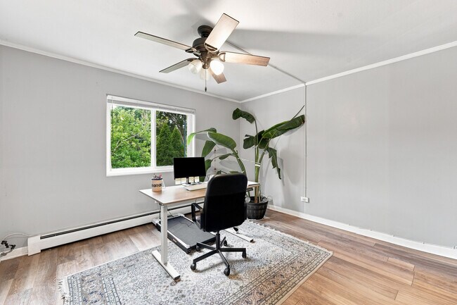 Building Photo - 5115 Blodgett Ave