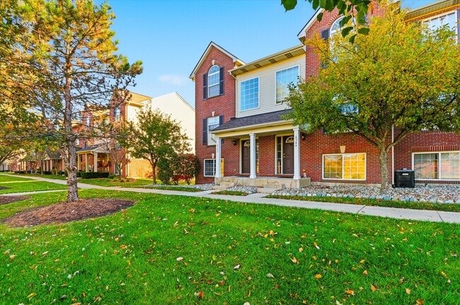 Building Photo - 6342 Trumpeter Ln