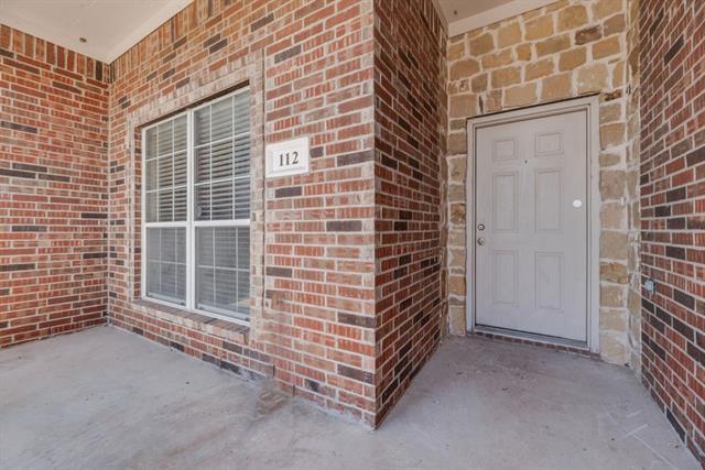 Building Photo - 112 Singletree Ln