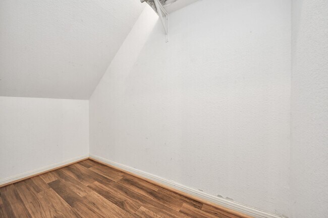 Building Photo - 2874 Holly Hall St