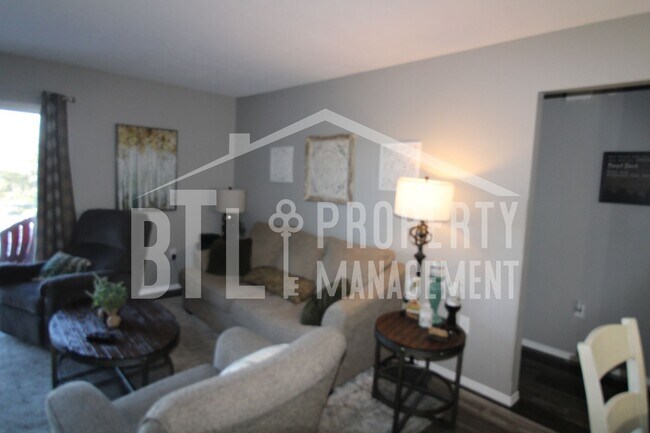 Building Photo - Beautifully Furnished 3 Bedroom Condo in Branson!