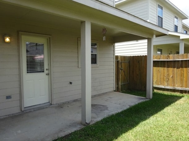 Building Photo - 19408 Dry Canyon Ct