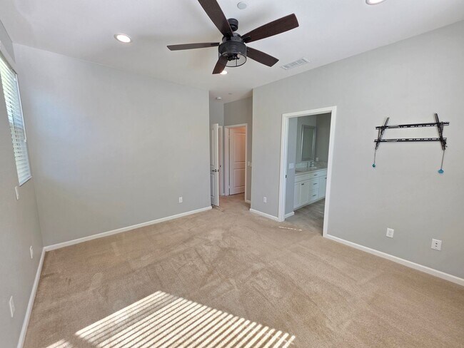 Building Photo - 14910 Castille Way