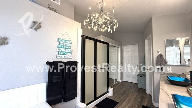 Building Photo - 12988 Claremont Ct