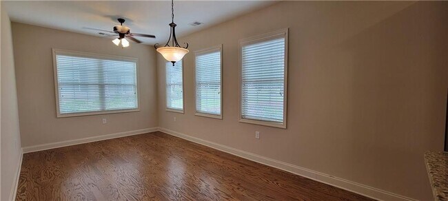 Building Photo - 4565 Flycatcher Dr