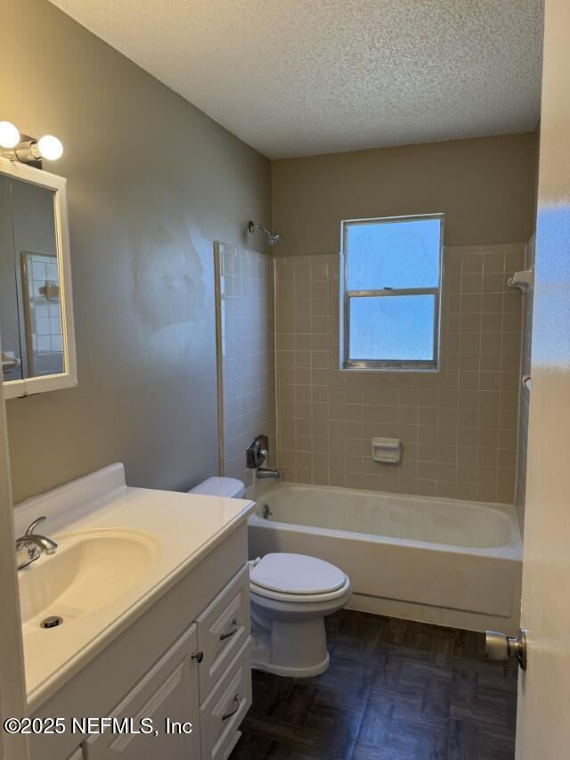 Building Photo - 2654 Hidden Village Dr
