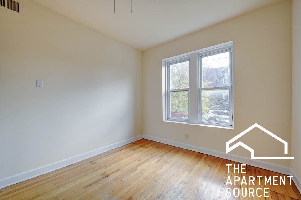 Building Photo - 3001 N Whipple St