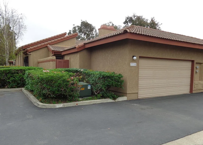 Building Photo - 3715 Via Pacifica Walk