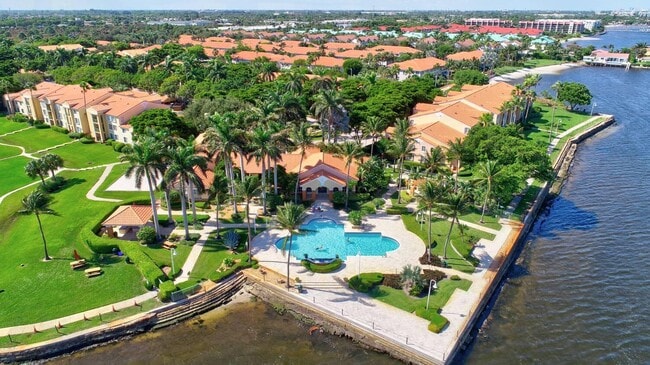 Building Photo - 103 Yacht Club Way