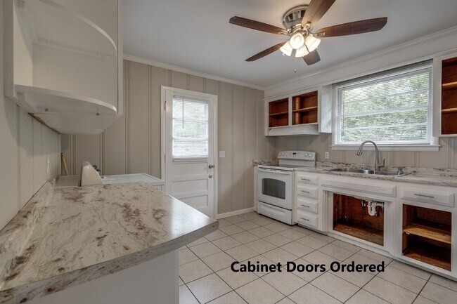 Building Photo - 3817 Burrus St