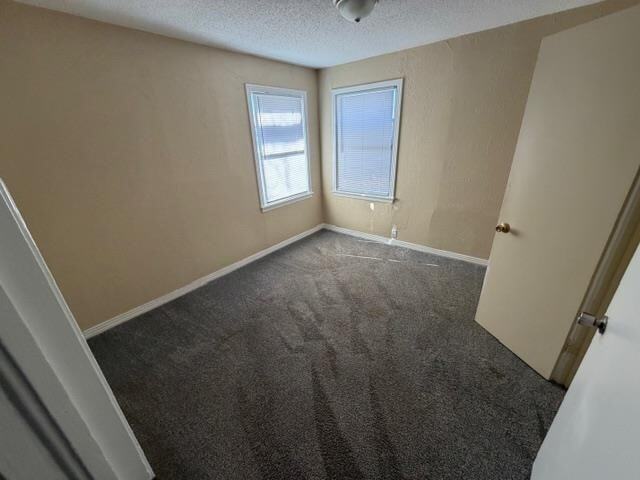 Building Photo - 702 Viewcrest Dr