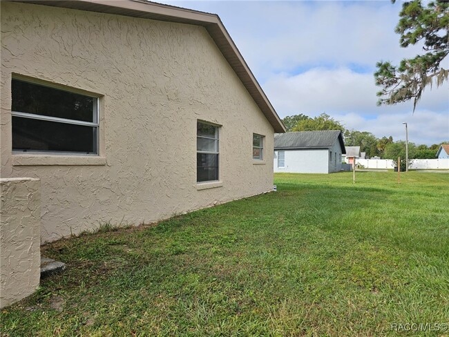 Building Photo - 472 N Willowwood Point