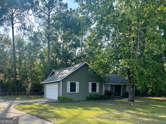 Primary Photo - 204 Tanglewood Dr
