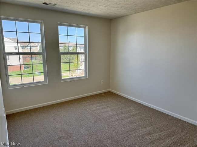 Building Photo - 6648 Park Pointe Ct