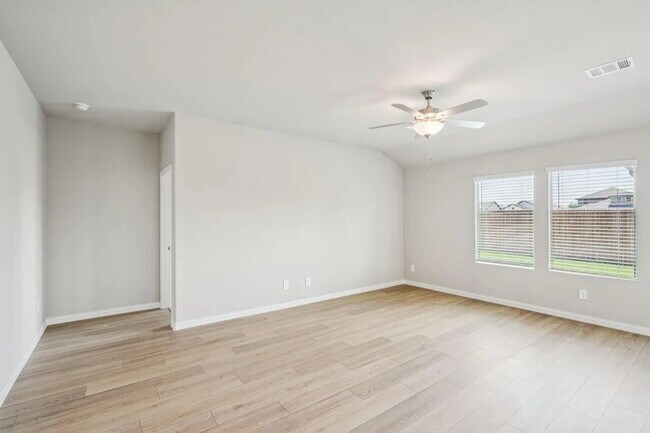 Building Photo - 512 Midnight Oak Dr