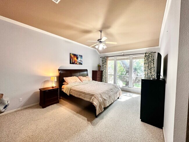 Building Photo - 10304 Peekston Dr